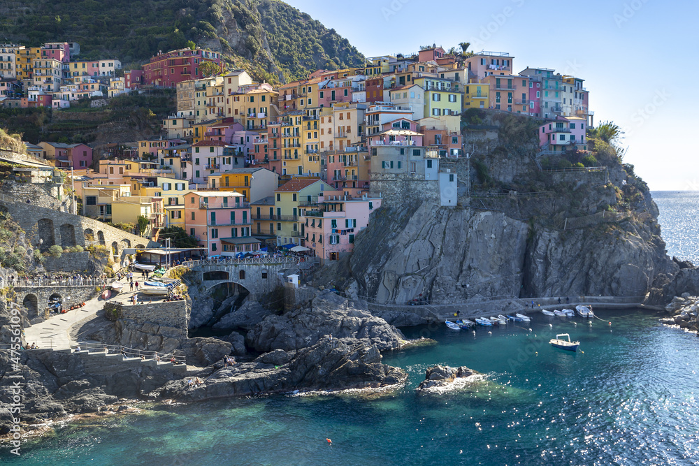 the splendid view of the town of Manarola