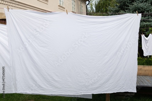 Blank white canvas place bed projector projection sheet screen cloth