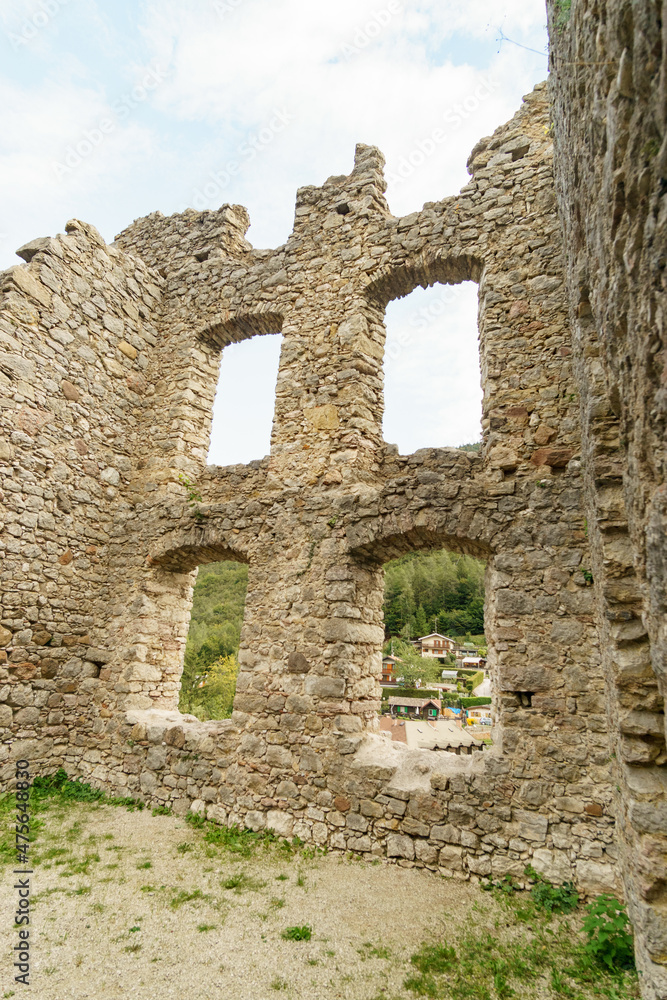 Detail of wall ruin in Castel Belfort
