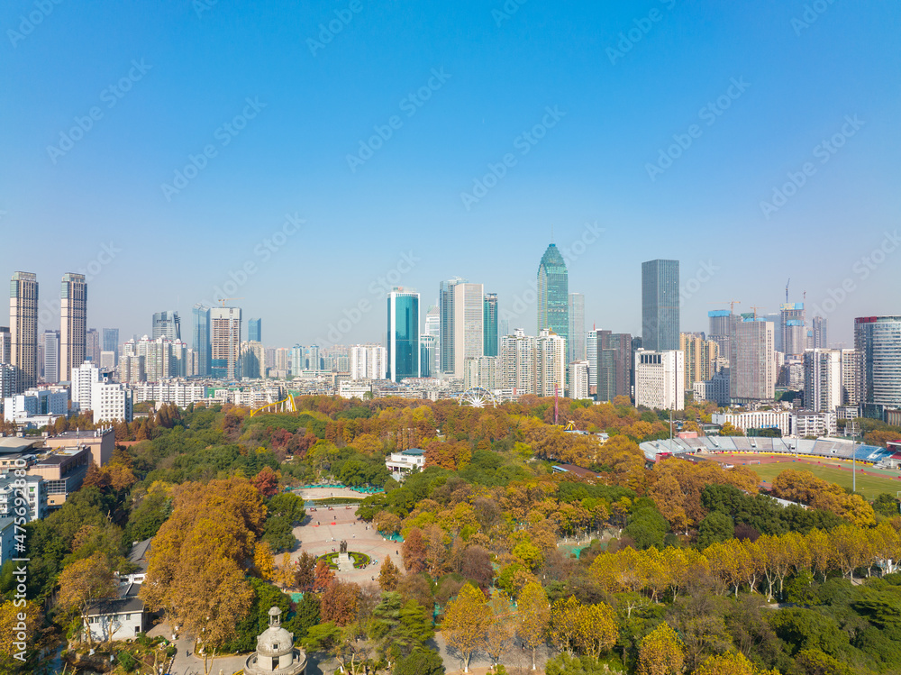 Obraz premium Wuhan Zhongshan Park late autumn aerial scenery in Hubei, China 