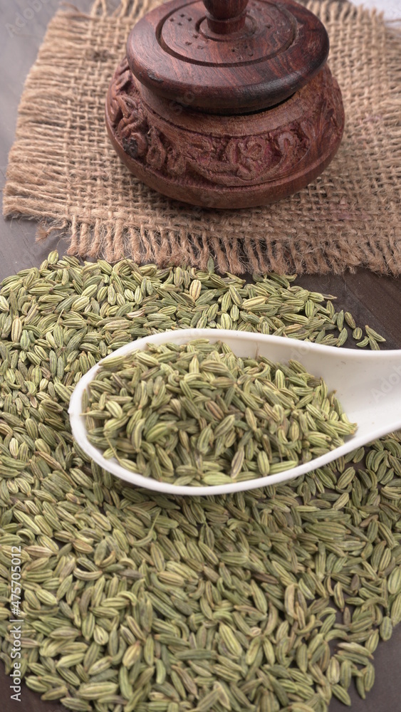 Fennel is a highly aromatic and flavorful herbs used in cooking and drinks are used as breath freshener.