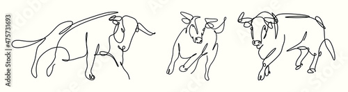 a continuous drawing of the year of the bull 2021 according to the Chinese calendar and 2022 according to the Slavic calendar is the year of the golden-horned tour. linear vector illustration isolated