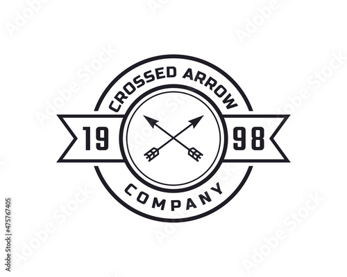 Classic Vintage Retro Label Badge for Crossed Arrows Rustic Hipster Stamp Logo Design Inspiration