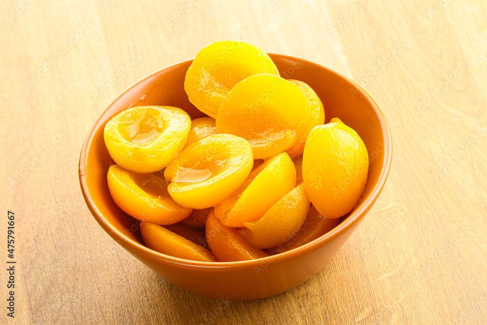 Canned apricot – sweet light dessert Canned apricot – sweet light dessert