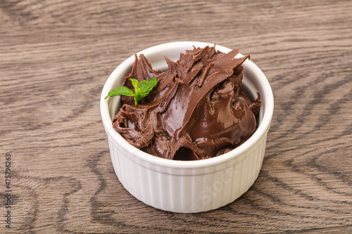 Chocolate spread with nazelnut