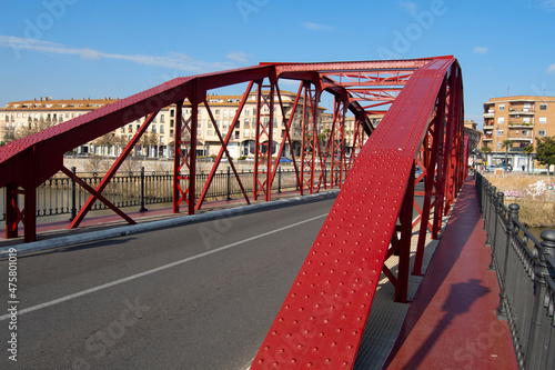 Puente de hierro Reina Sofía en Talavera de la Reina photo