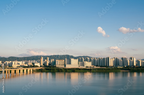 Photos Panoramic view of Hangang River and Seoul city skyline in Korea