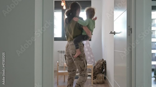 A female soldier who meets her baby after a long time