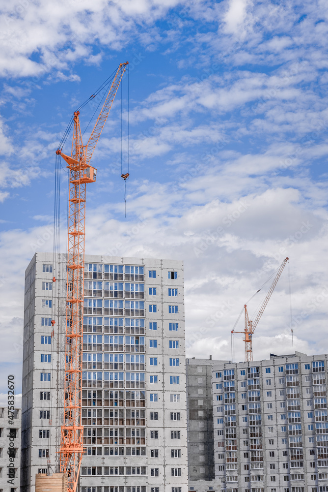 Hoisting crane and building of houses Hoisting crane and building of houses