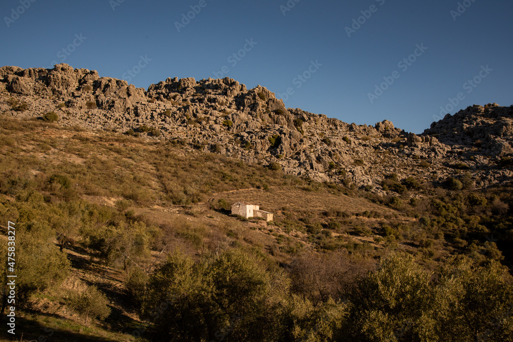 Fototapeta premium los riscos de Cartajíma y Júzcar paisaje de montaña Ronda Málaga Andalucía España 