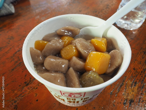 Obraz na płótnie 台湾・九份名物のスイーツ（芋圓）