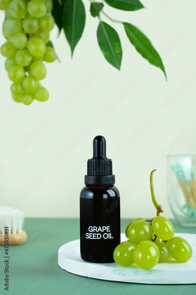 Organic bio grape cosmetics. Extract, grape seed oils, serum. Grapes are a powerful antioxidant. Healthy skin, hair, facial and body care. SPA and selfcare wellness concept. Organic bio grape cosmetics. Extract, grape seed oils, serum. Grapes are a powerful antioxidant. Healthy skin, hair, facial and body care. SPA and selfcare wellness concept.
