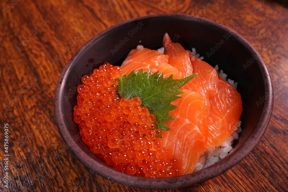 Japanese Food, Kaisendon bowl, Red Caviar and Salmon Seafood Boow in Japan - 日本料理 サーモン いくら 海鮮丼 Japanese Food, Kaisendon bowl, Red Caviar and Salmon Seafood Boow in Japan - 日本料理 サーモン いくら 海鮮丼