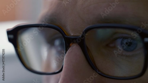 Wallpaper Mural Close up on a man wearing glasses or spectacles Torontodigital.ca