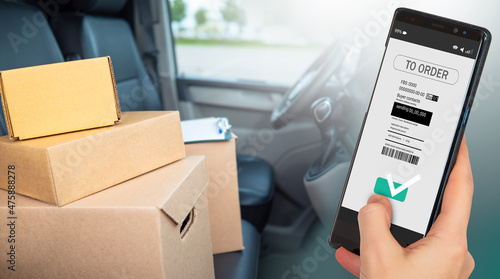 Tableau sur toile Courier phone in car