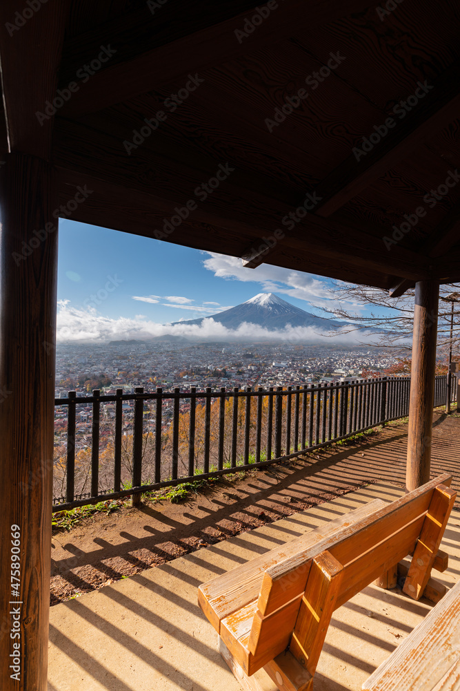 A bench view point to see the Fuji Mountain scene