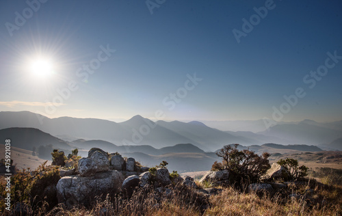 Papier peint landscape in Swaziland with fog