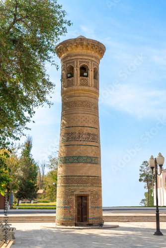 Uzbekistan, in the city of Bukhara, the Minaret of the Bolo Hauz (Khauz) Mosque. photo