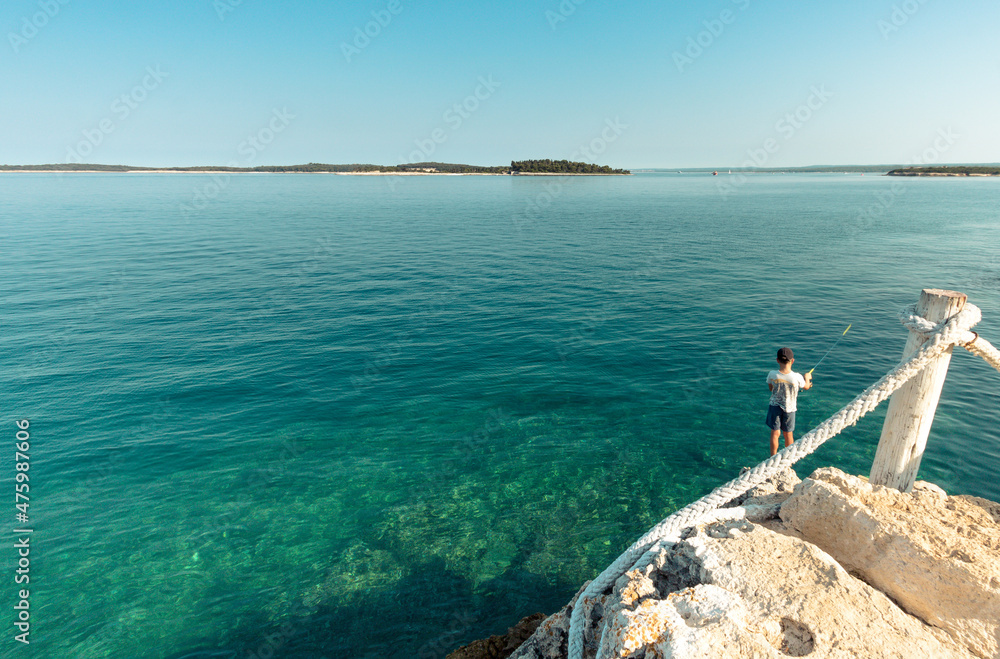 paysage de la côte avec la mer Adriatique en Istrie en Croatie en été