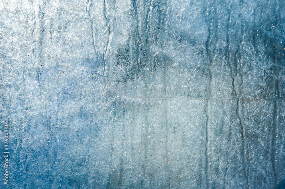Obraz premium Ice patterns on winter glass