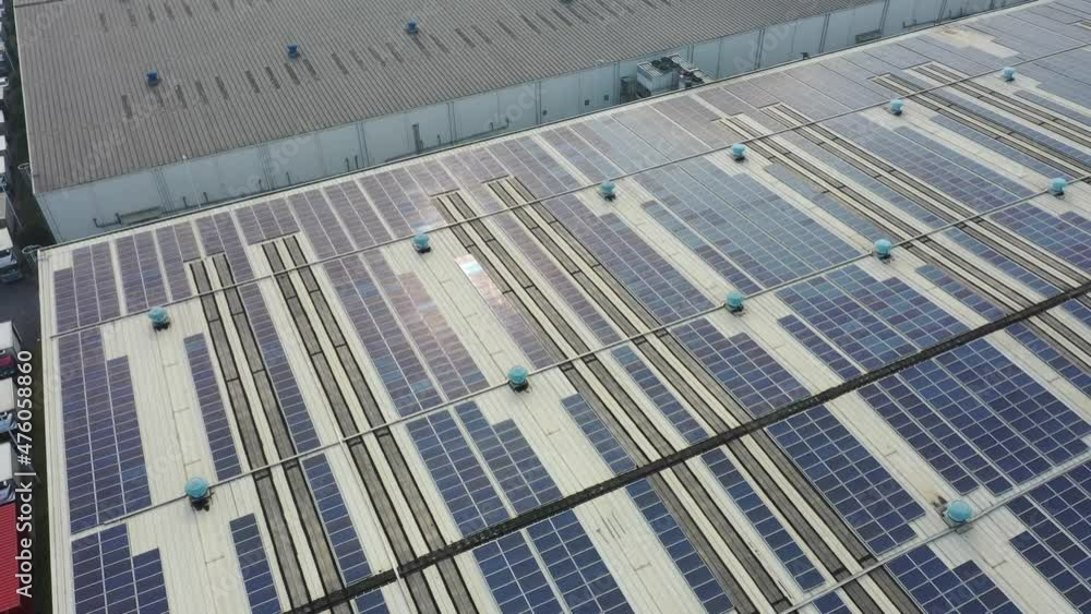 Warehouse logistics with solar panels Warehouse logistics with solar panels