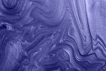 Crédence de cuisine Pantone 2022 very peri Beautiful shimmer stains of liquid nail polish,colored in trendy violet color of 2022.  © Bidzilya
