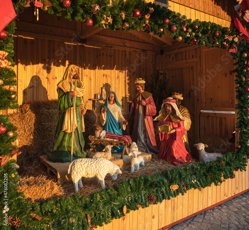 Wooden sculpture of the hol...