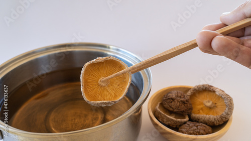 干し椎茸のだし”Shiitake soup stock"