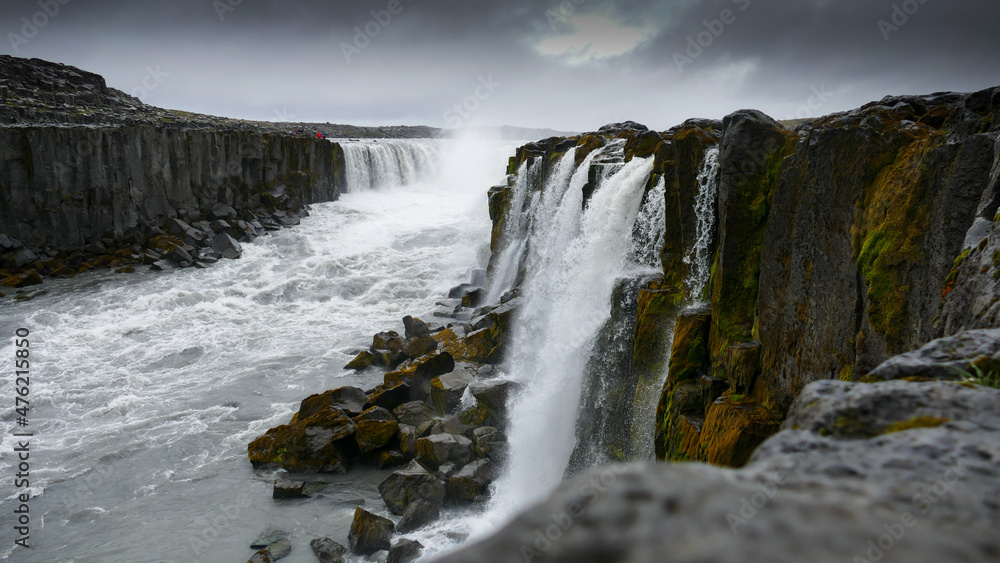 Chutes d'eau de Dettifoss én Islande Chutes d'eau de Dettifoss én Islande