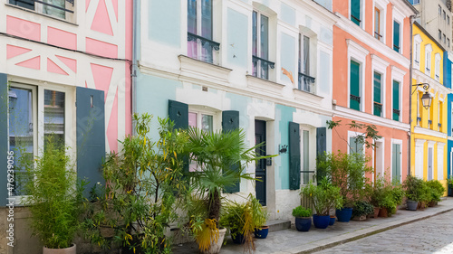 Fototapeta Naklejka Na Ścianę i Meble -  Paris, colorful houses rue Cremieux, typical street
