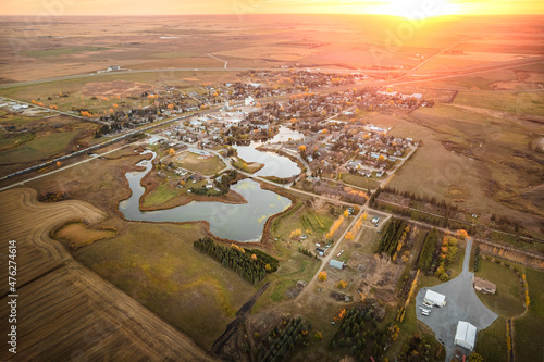 Foto Aerial of a small town in the Saskatchewan province in Canada