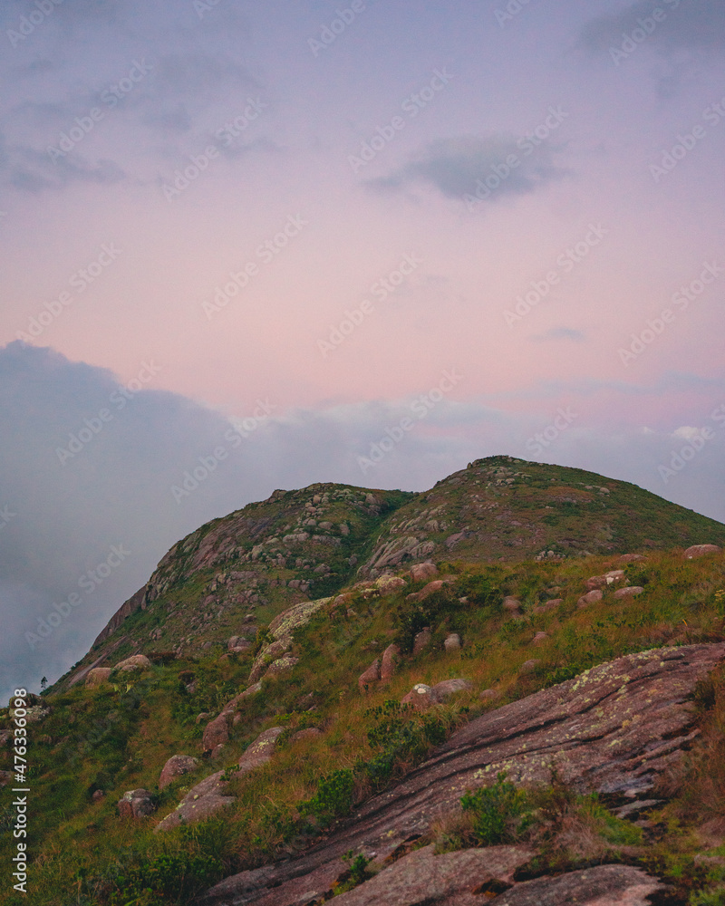 Obraz premium dawn in the mountains