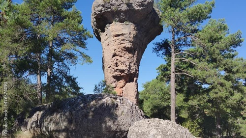 Primer plano del Tormo Alto en la ciudad encantada de Cuenca, ejemplo de erosión diferencial photo