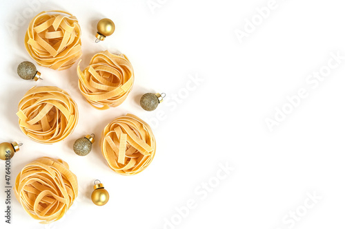 Pasta with christmas decoration, Christmas foodie, Xmas pasta flaty photo