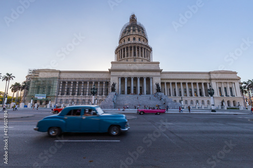 Oldtimer near the Capitol in Havana © Pavel