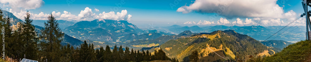 Obraz premium High resolution stitched panorama of a beautiful alpine summer view at the famous Purtschellerhaus near Berchtesgaden, Bavaria, Germany