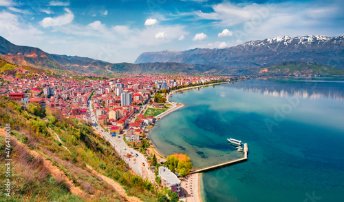 Tableau sur toile Astonishing spring cityscape of Pogradec town