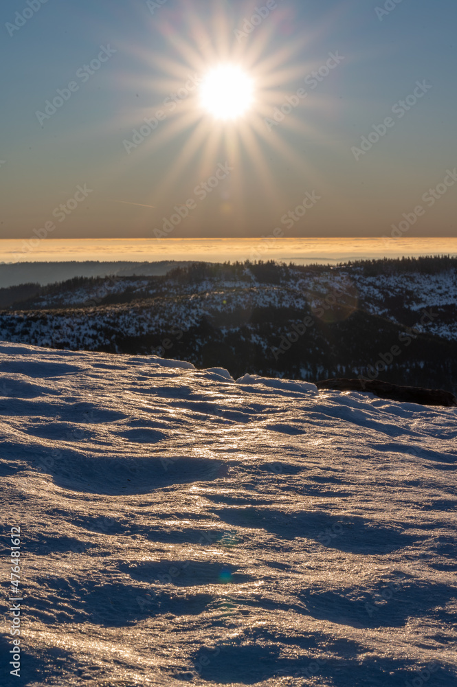 Schwarzwald Sonnenaufgang Winter Sonnensteren Schnee