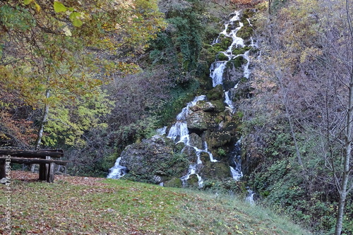 Roccamandolfi cascata rio photo