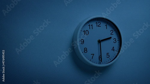 Wallpaper Mural 2.30 - Wall Clock In The Dark Torontodigital.ca