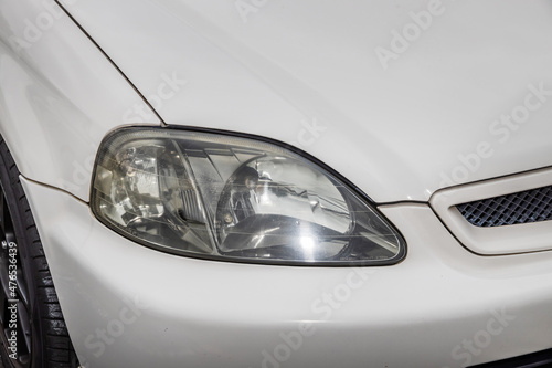 古い自動車のヘッドライト Headlight of the old car