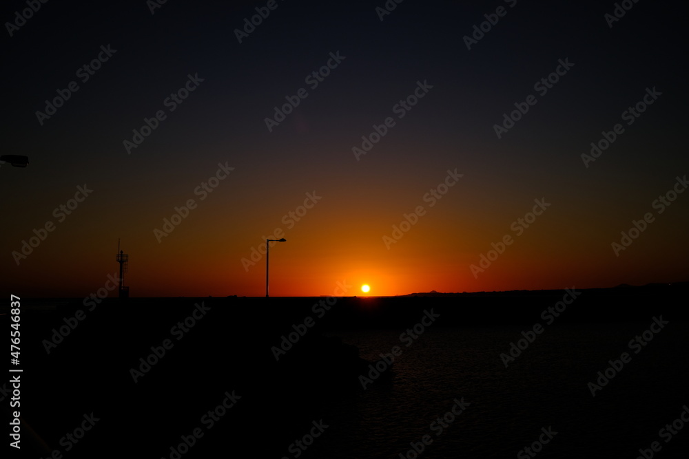 Obraz premium Beautiful sunset and sea at the golden moment in Jeju Island, South Korea