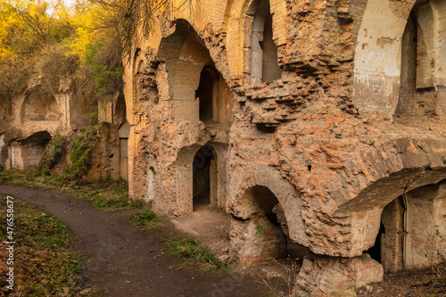 Tarakanovsky Fort Dubensky Fort  New Dubenskaya Fortress is an architectural monument of the 19 century  located near the village of Tarakanov in the Dubna district of the Rivne region.  erial view