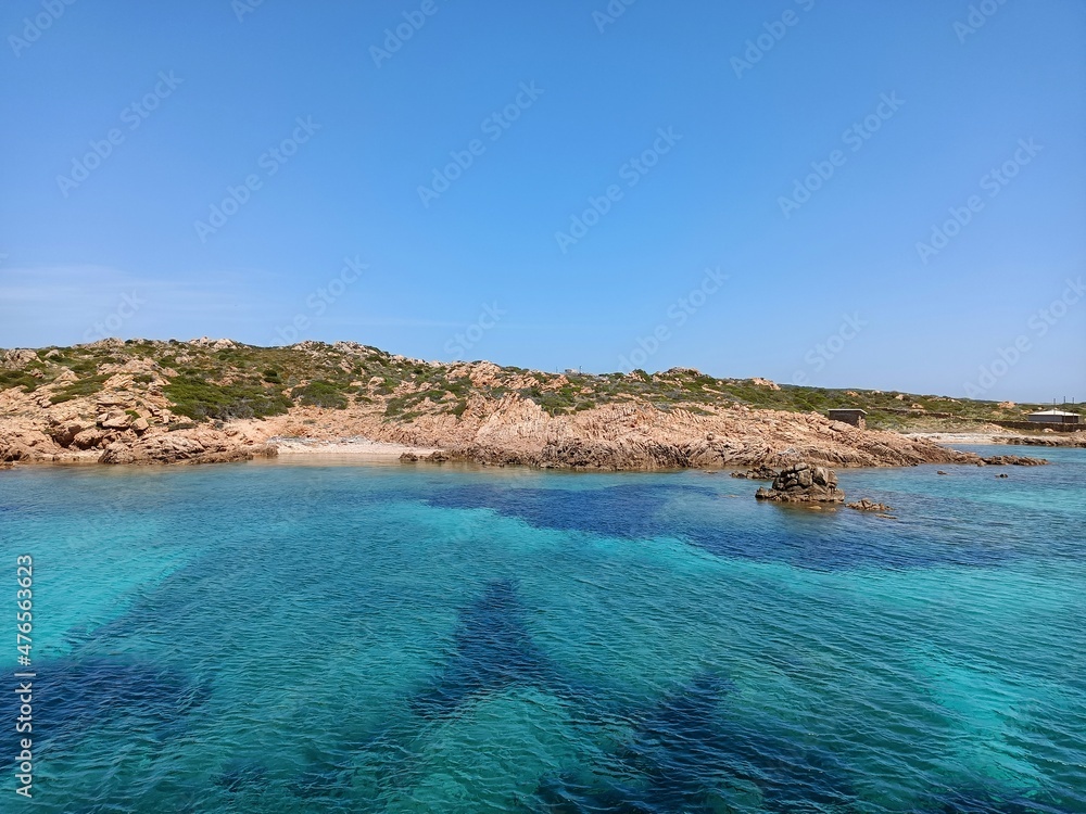 Scorci di paesaggio marino in navigazione lungo la costa della Sardegna Italia