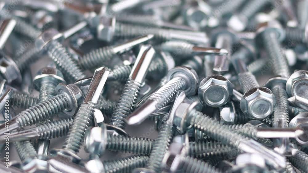 Rotating Stainless Steel Screws and Nail Bolts Rotating Stainless Steel Screws and Nail Bolts