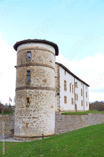 castillo de los barones de Espelette ayuntamiento país vasco francés francia 4M0A8292-as21