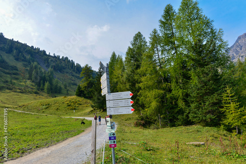 Wegweiser im MTB-Trail und Wandergebeit Brandnertal/Vorarlberg