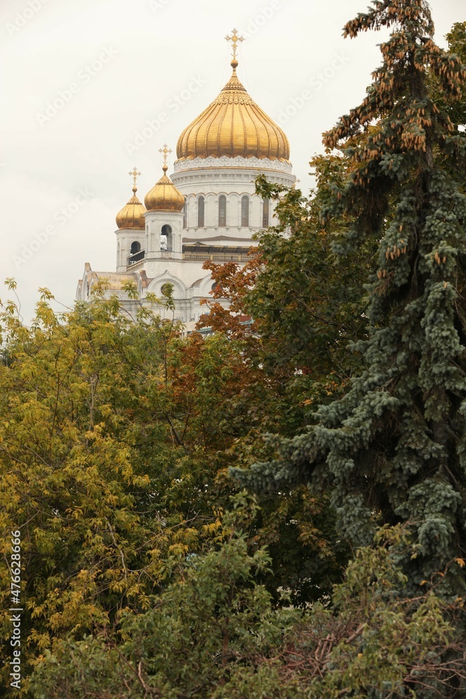 Cathedral of Christ the Savior Khram Khrista Spasitelya in spring, Moscow, Russia