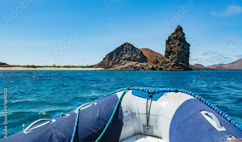 Fotografie, Obraz Galapagos Bartolome island islet with iconic Pinnacle Rock, sand beaches for swimming & summit trail