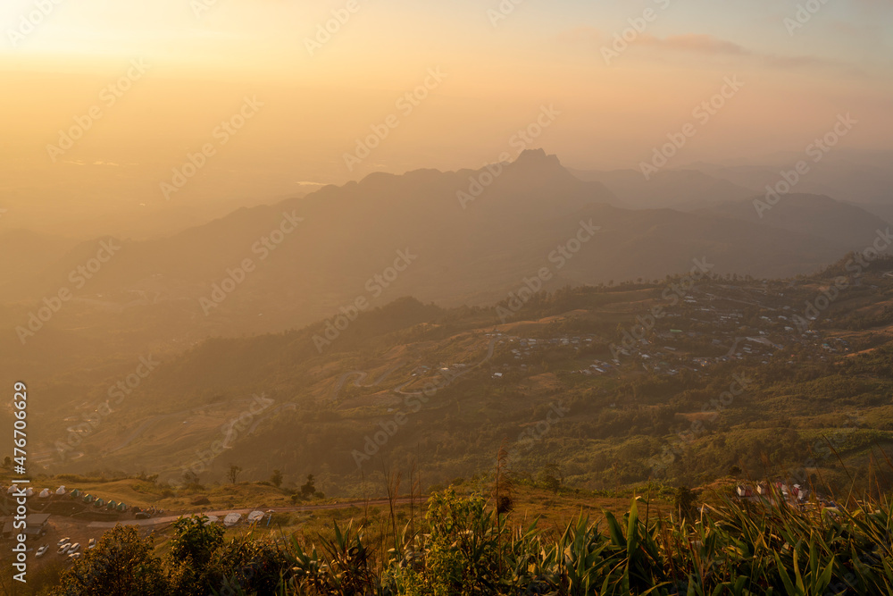 Fototapeta premium Viewpoint from Phu Thap Boek, Phetchabun, Thailand.